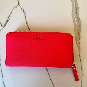 Kate Spade Mikas Pond Lacey Wallet - Bazooka Pink